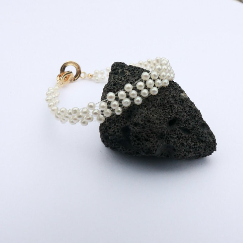 【手作設計】Gentle Glow · 手工編織淡水baby珠手鍊(現貨)·JOJE·珍珠飾品·手作手鍊·客製手鍊