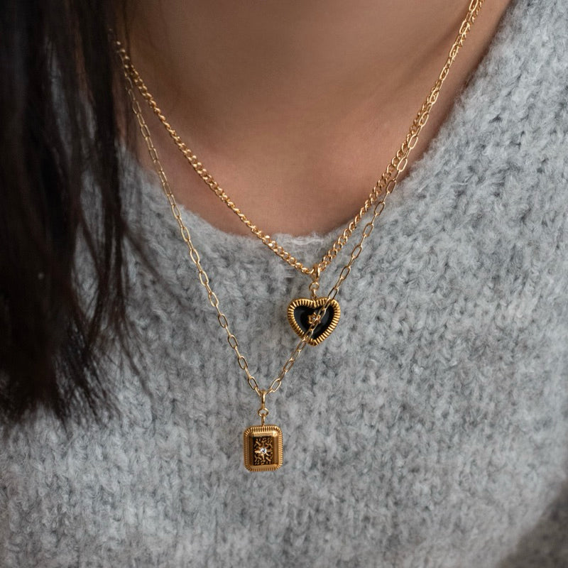【手作設計】Love Struck · 金框愛心項鍊(現貨)·JOJE·珍珠飾品·手作項鍊·客製項鍊
