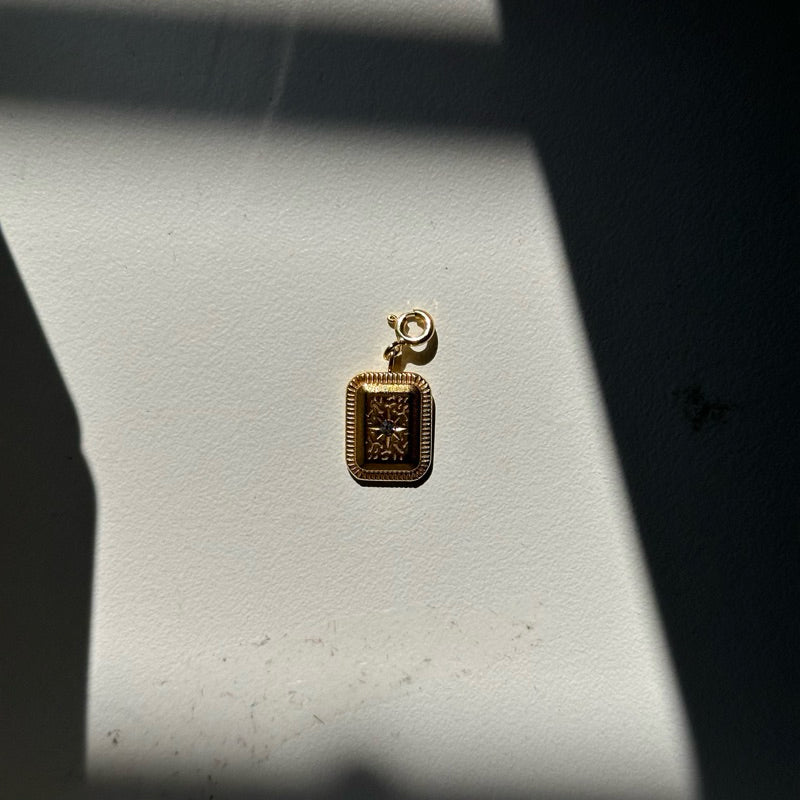 【客製】客製化英文字母吊墜·JOJE·客製飾品·客製吊墜·包金吊墜·水鑽吊墜·加價購